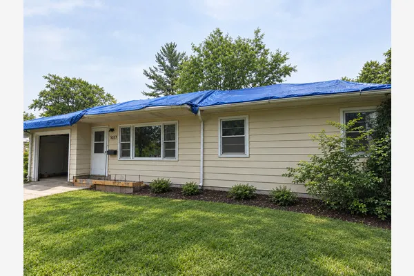 1057 Elmwood Avenue IL
