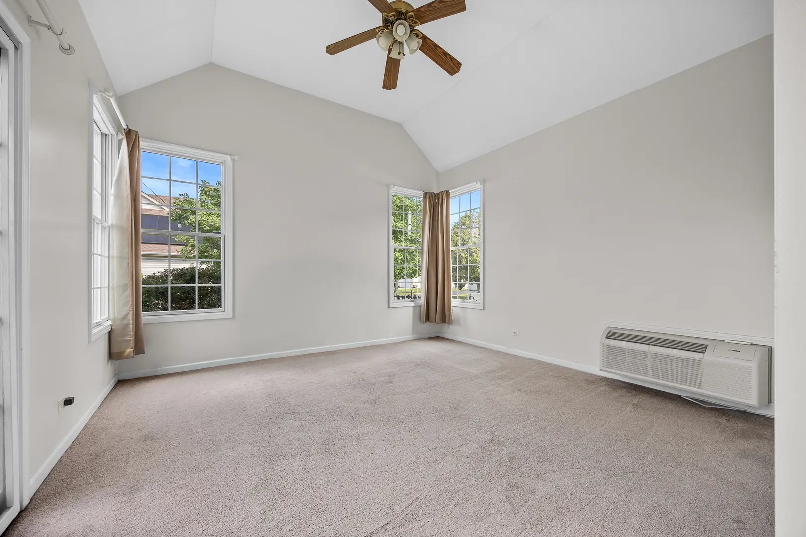1255 Chicory Lane IL