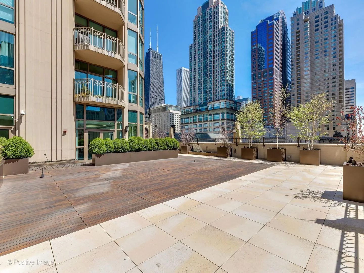 21 E Huron Street IL #1201
