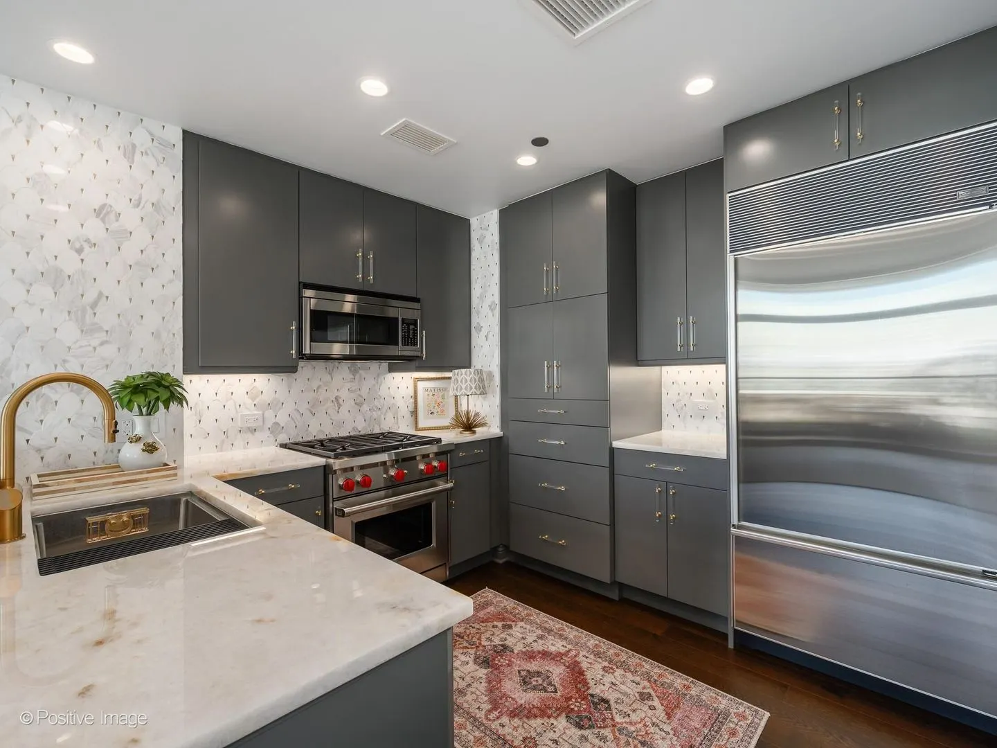 21 E Huron Street IL #1201