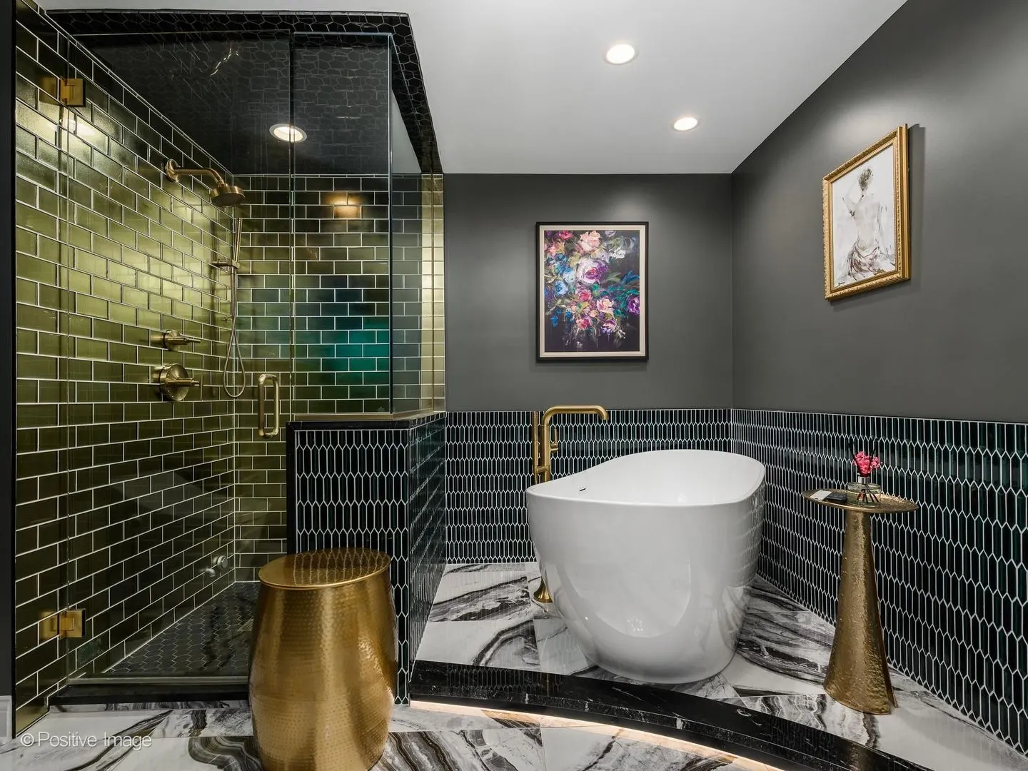 21 E Huron Street IL #1201