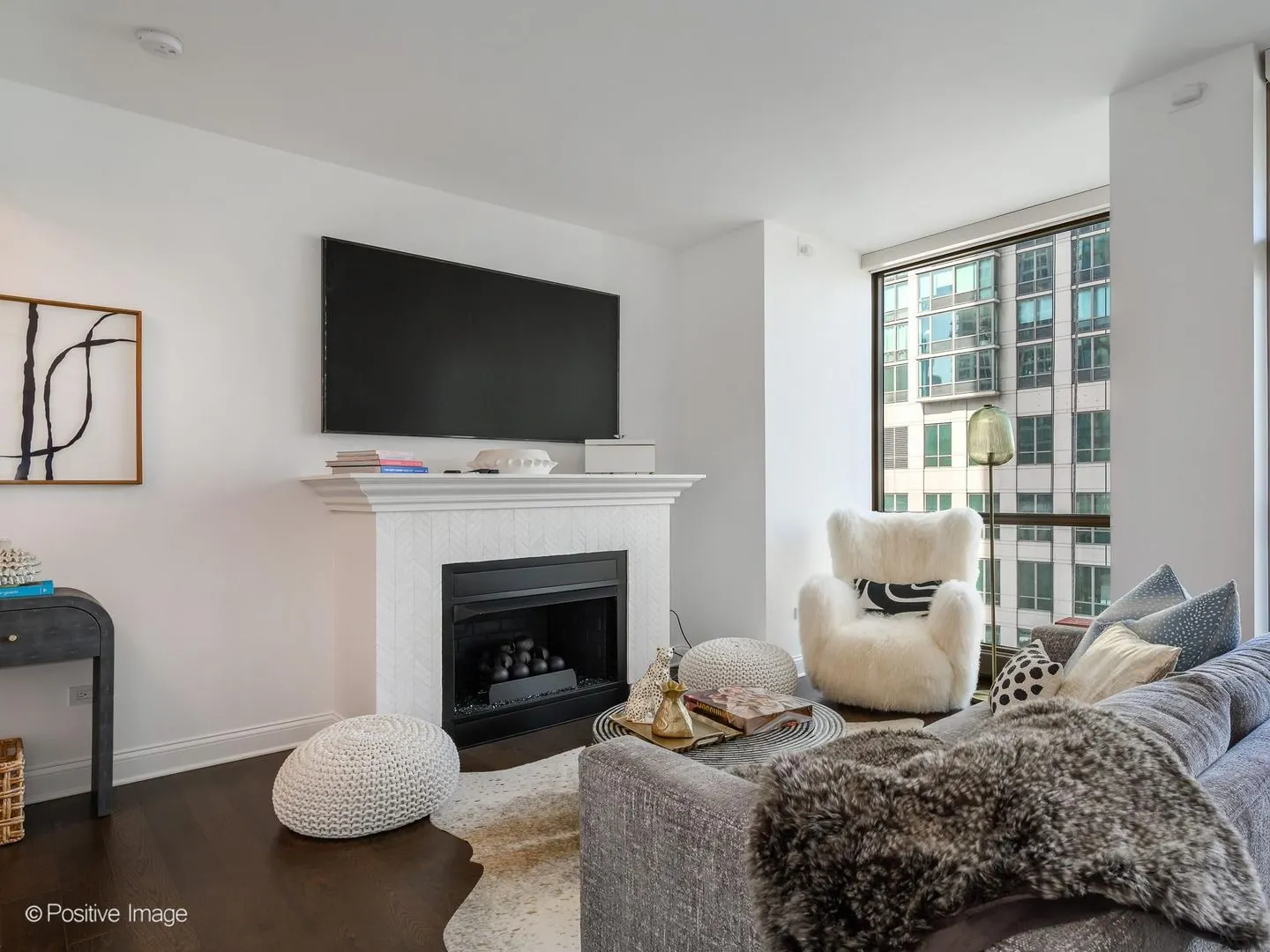 21 E Huron Street IL #1201