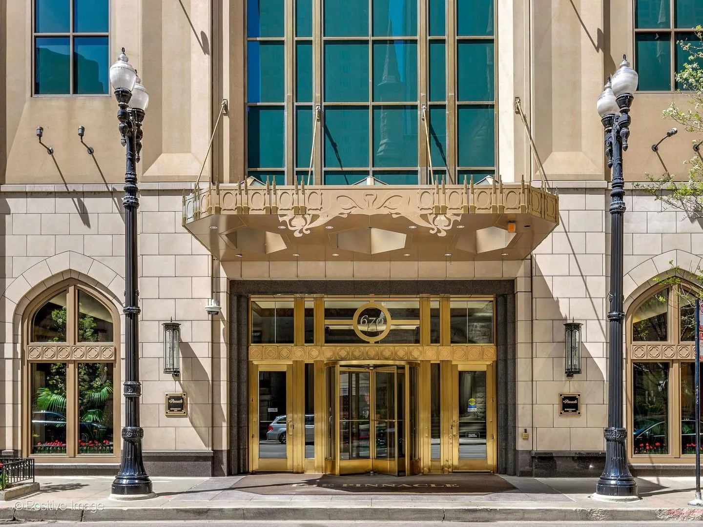 21 E Huron Street IL #1201
