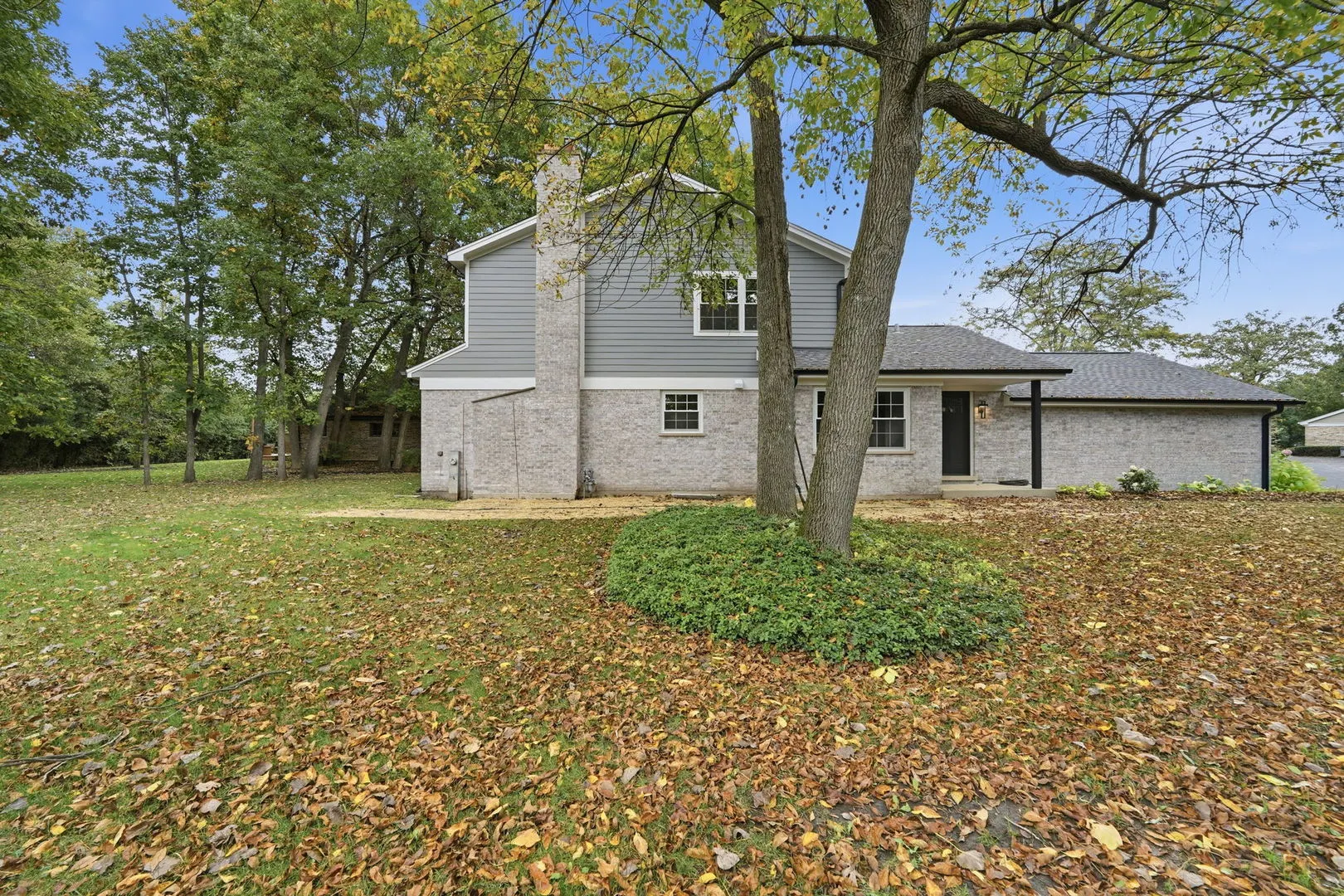 24 Kent Court IL