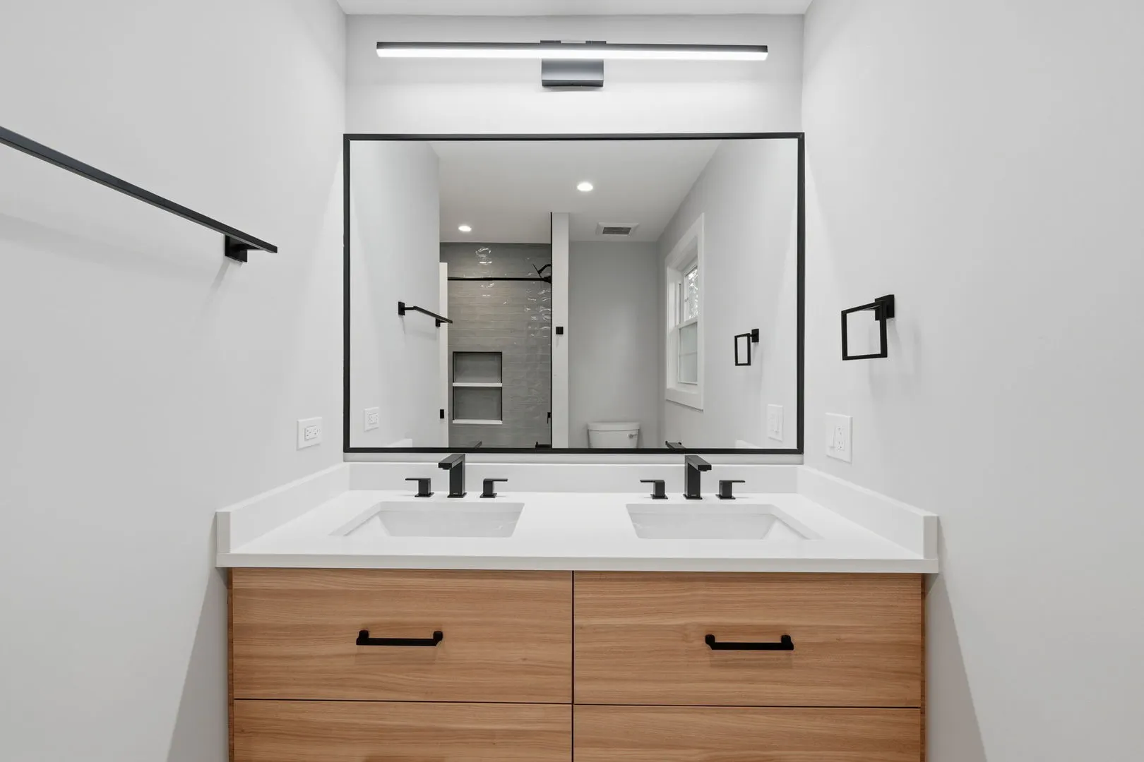 24 Kent Court IL