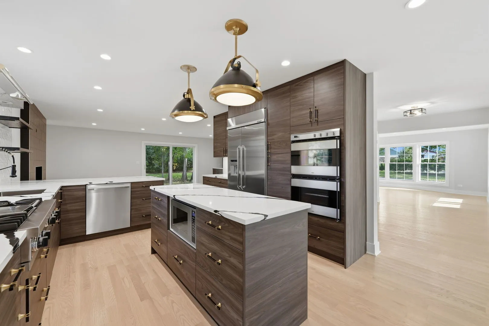 24 Kent Court IL