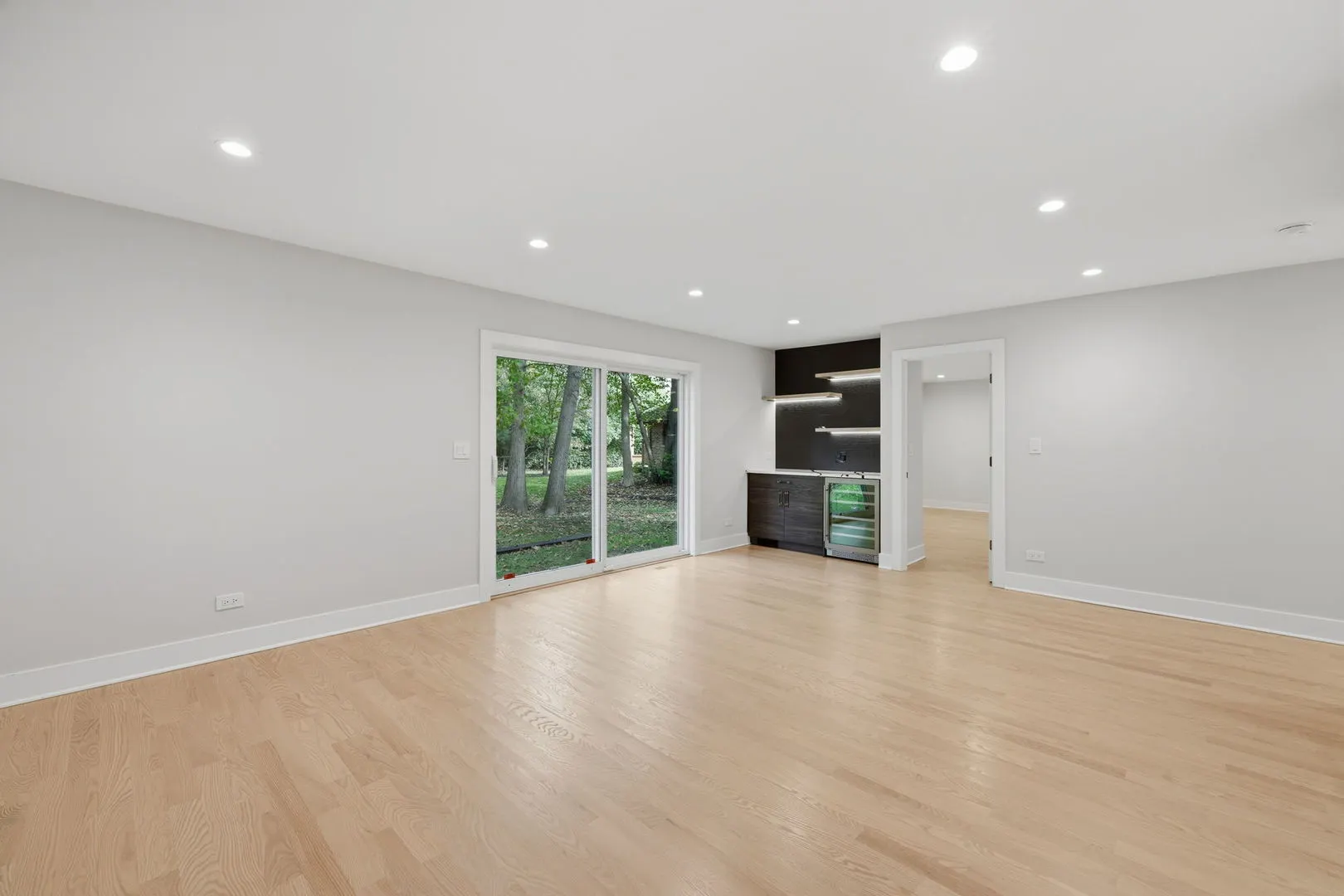 24 Kent Court IL