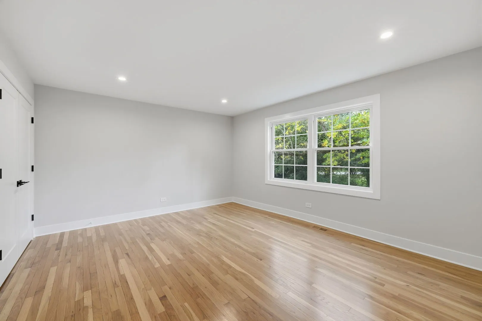 24 Kent Court IL