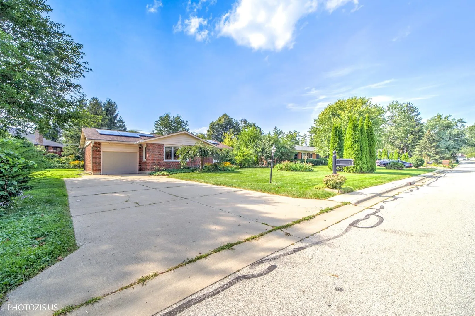 722 N Stephen Drive IL