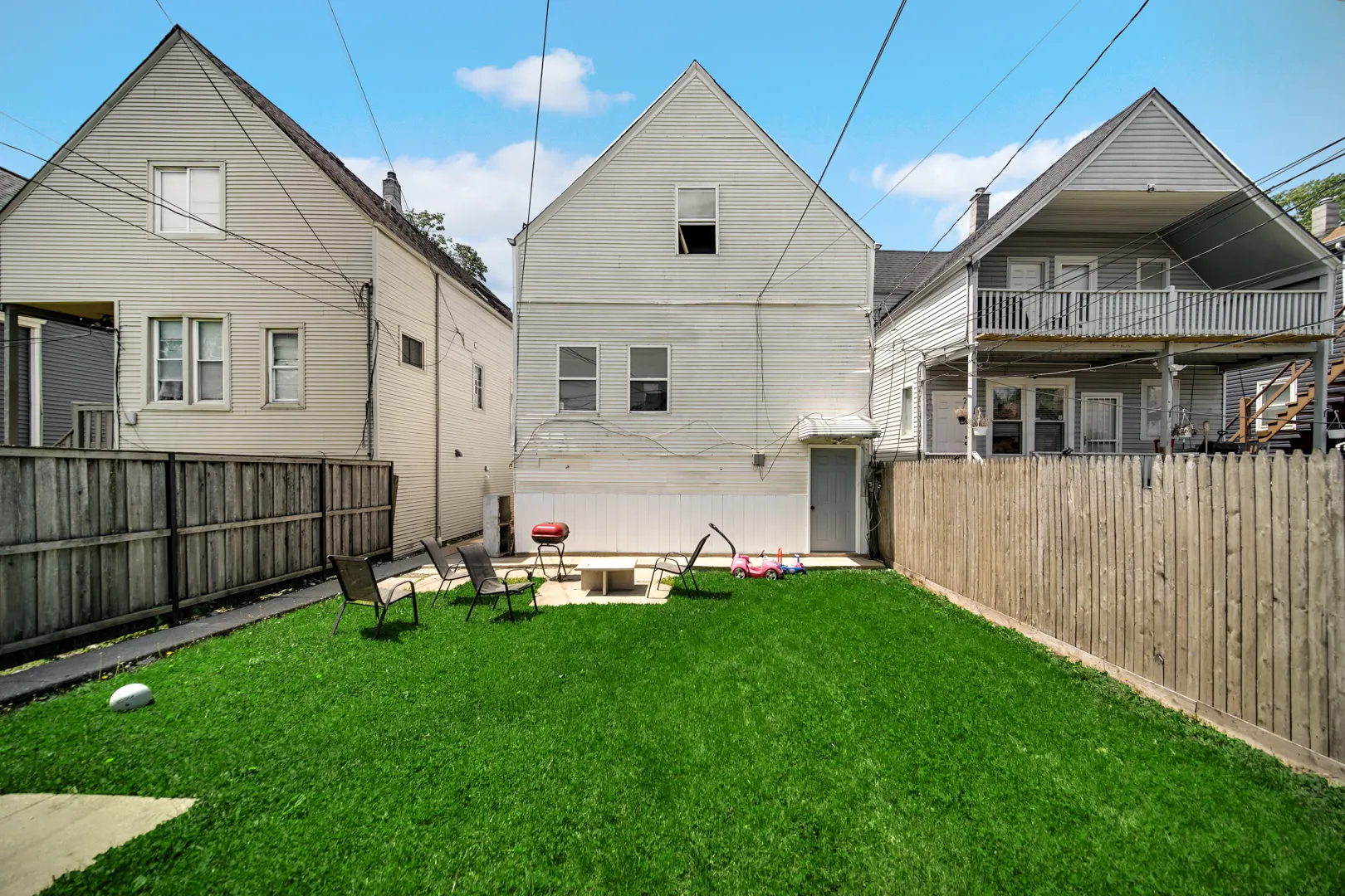 2213 N Kildare Avenue IL