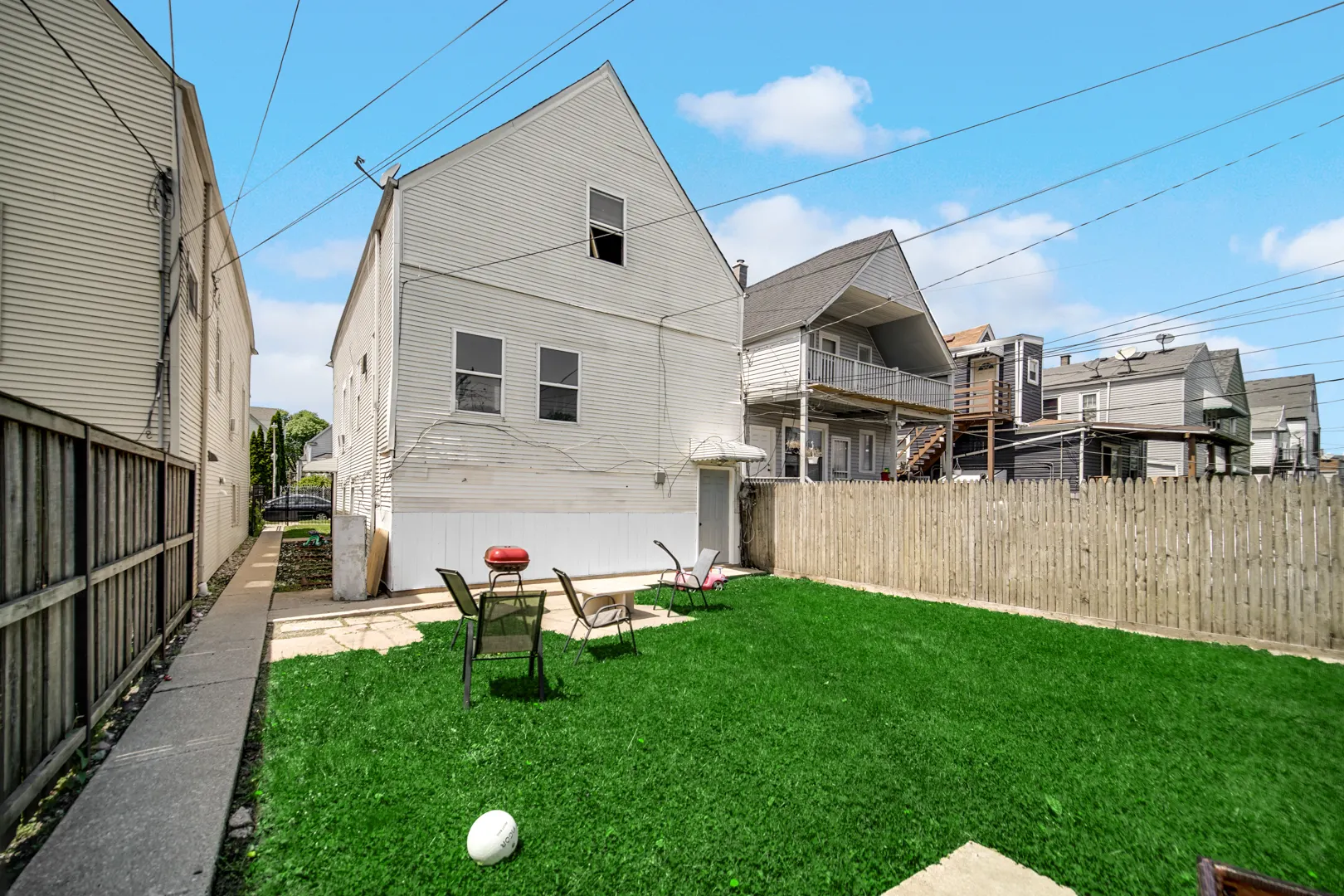 2213 N Kildare Avenue IL