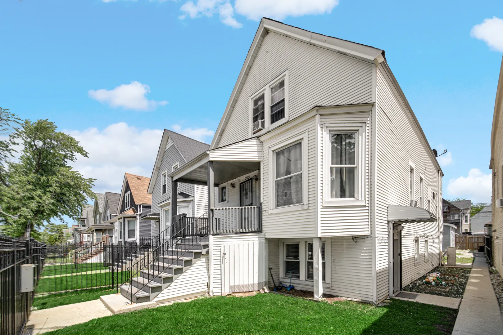 2213 N Kildare Avenue IL