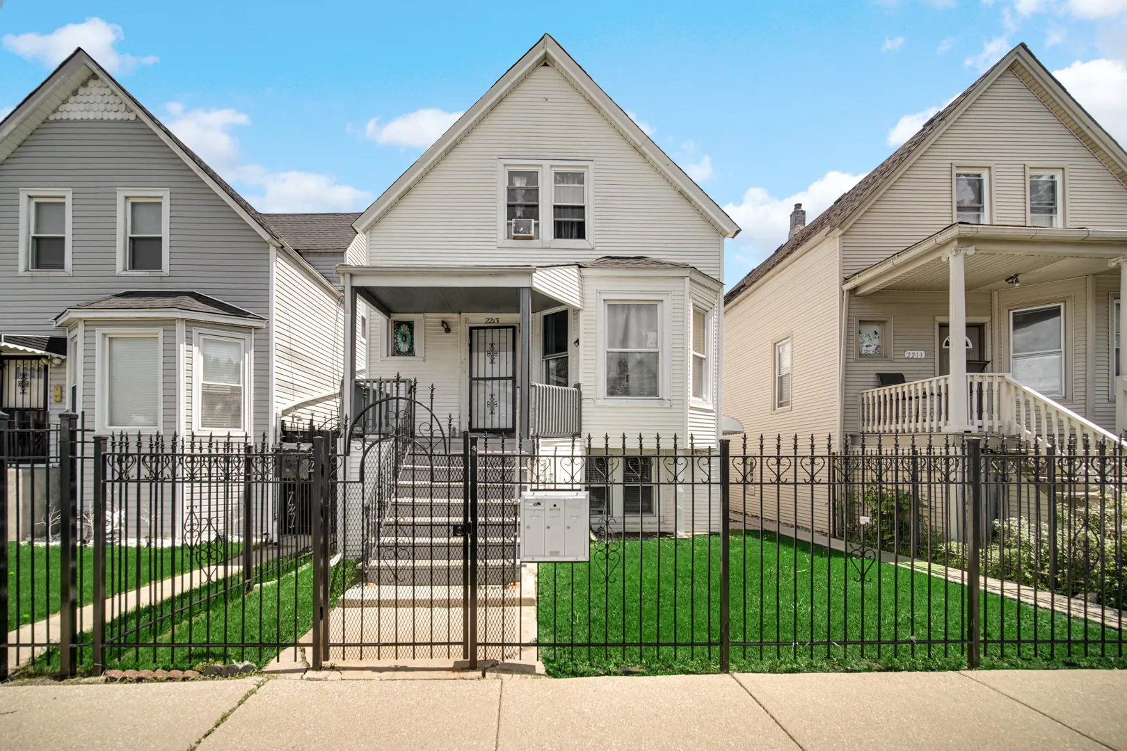 2213 N Kildare Avenue IL