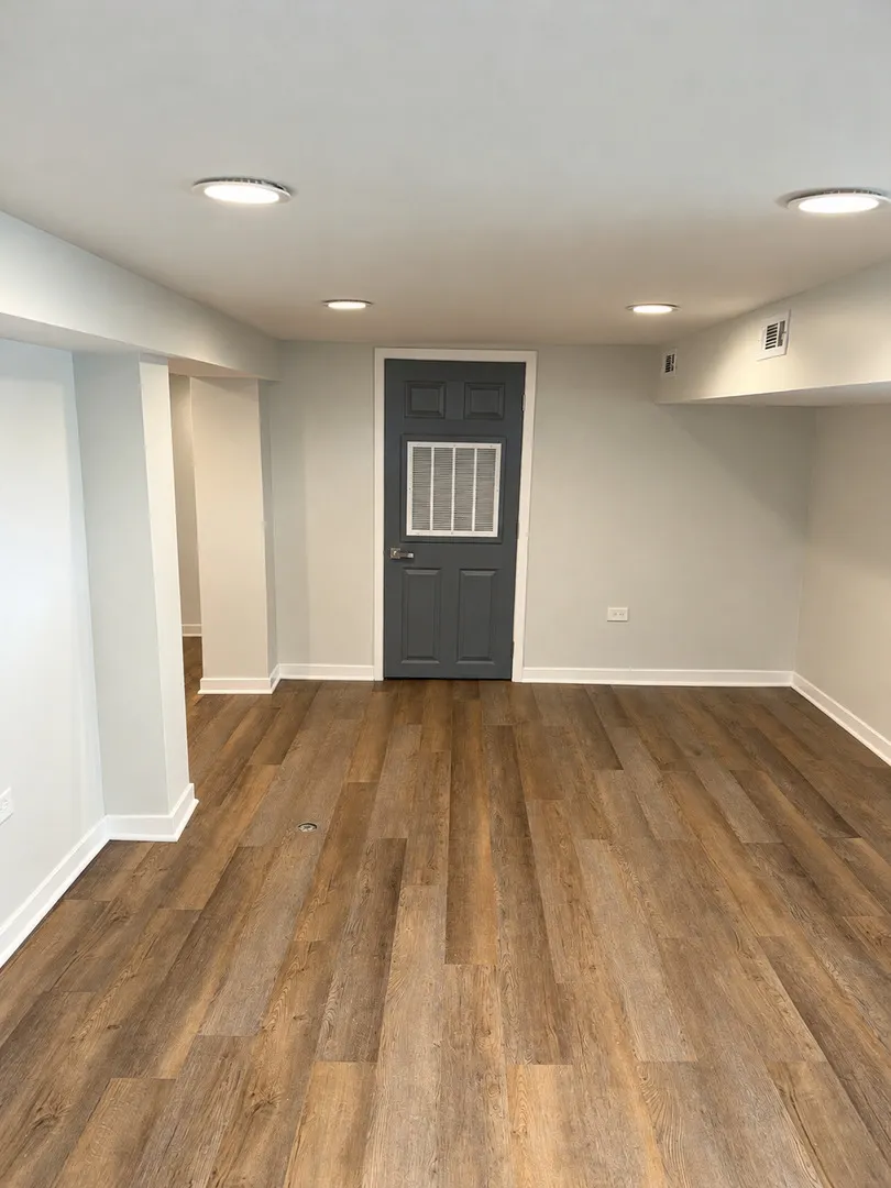 14305 Pennsylvania Avenue IL
