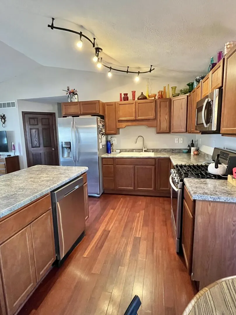 1315 W 9th Street IL