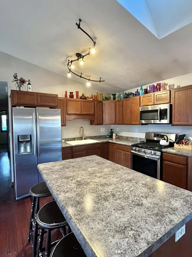 1315 W 9th Street IL