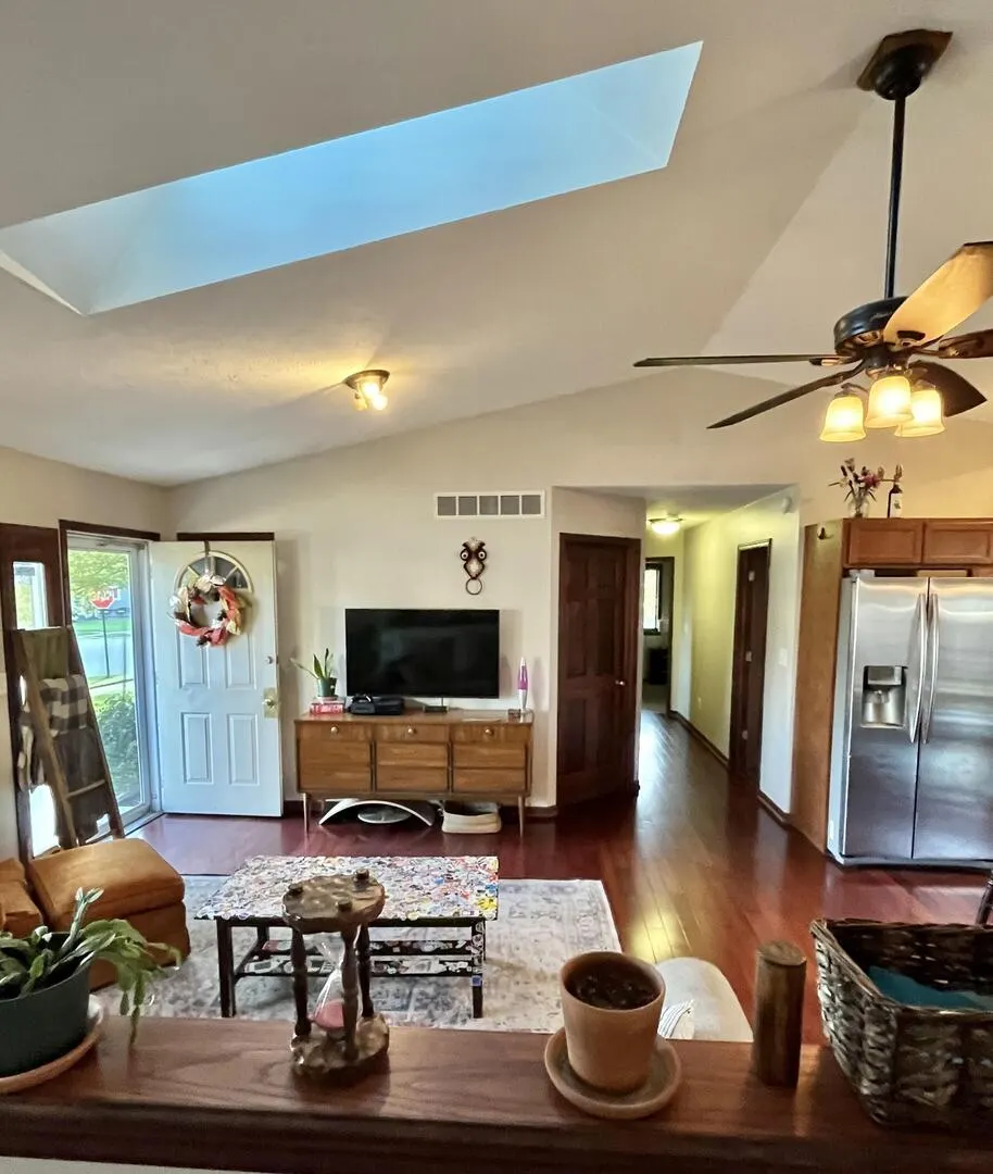 1315 W 9th Street IL