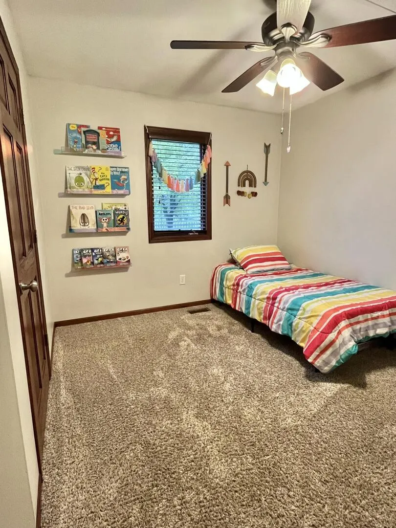1315 W 9th Street IL