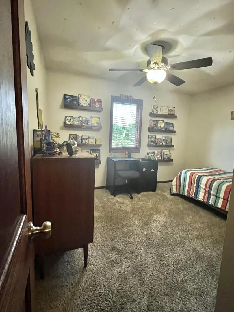1315 W 9th Street IL
