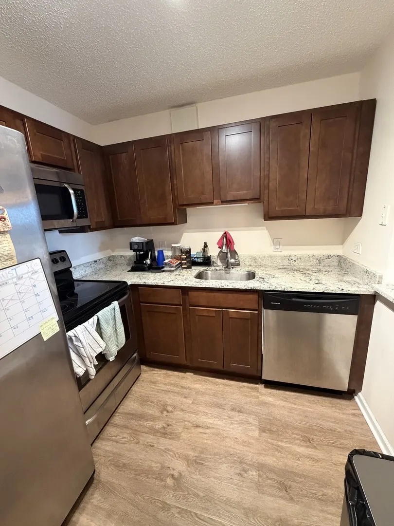1212 N La Salle Street IL #2605