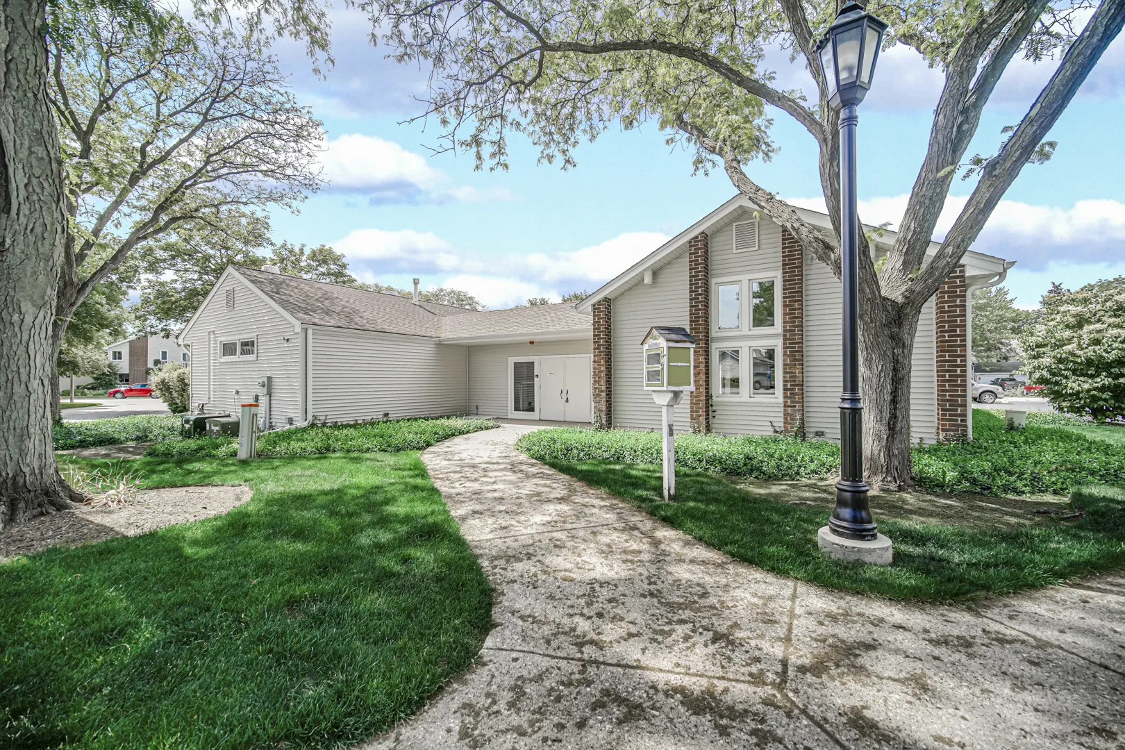 5S027 Pebble Beach Court IL