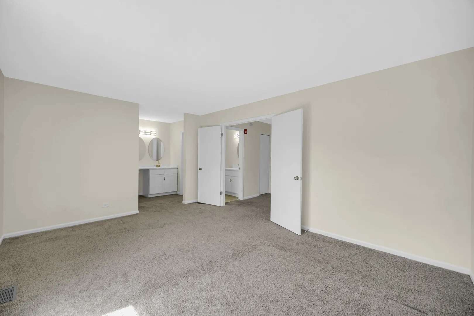 5S027 Pebble Beach Court IL
