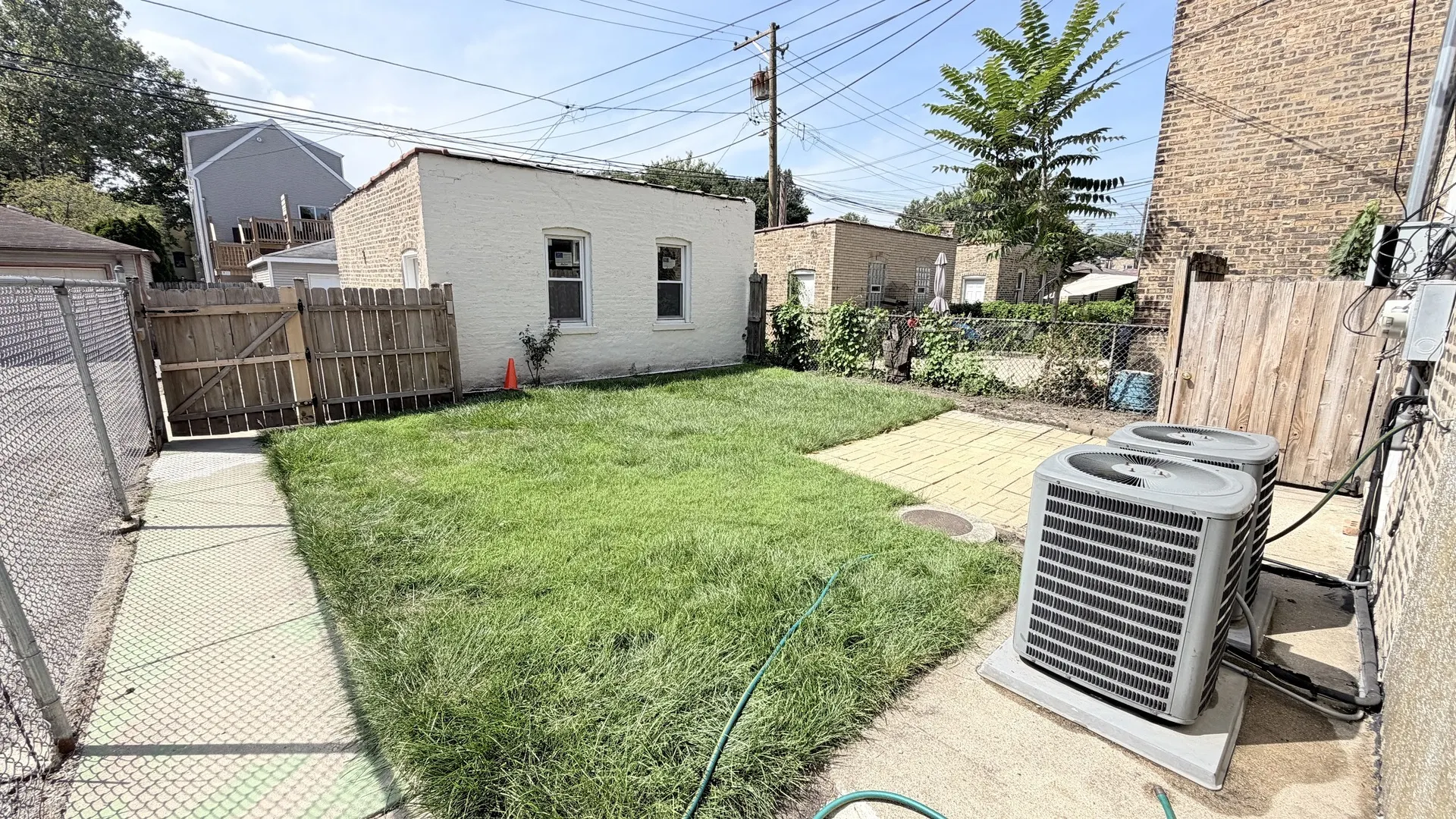 5706 N Maplewood Avenue IL #Gard