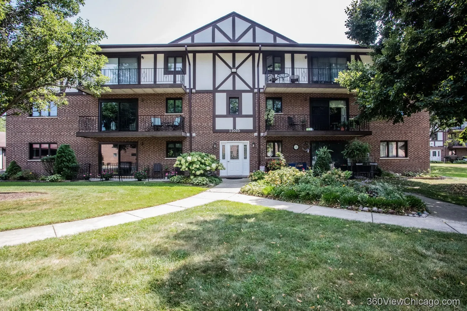 11015 S Theresa Circle IL #3B