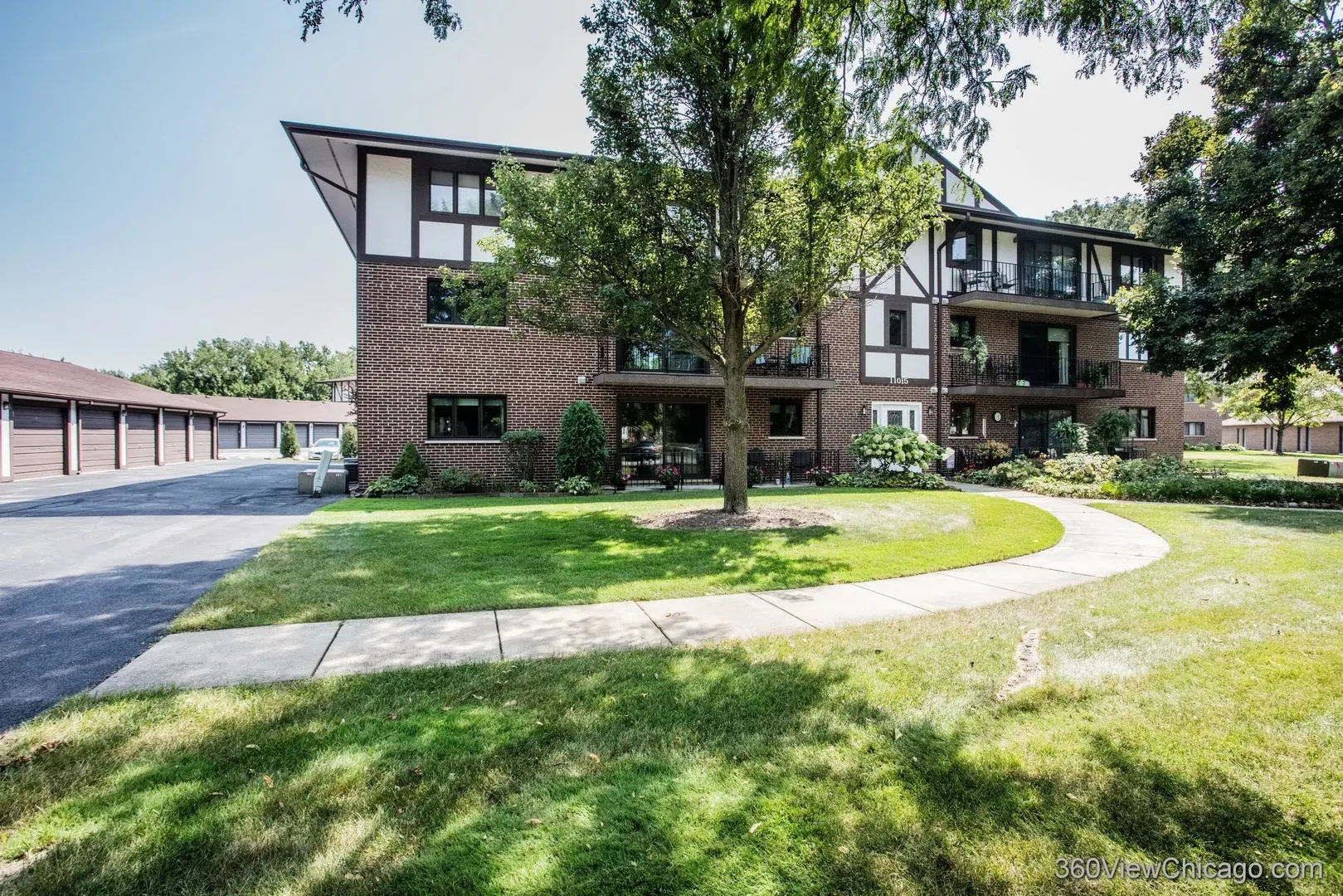 11015 S Theresa Circle IL #3B