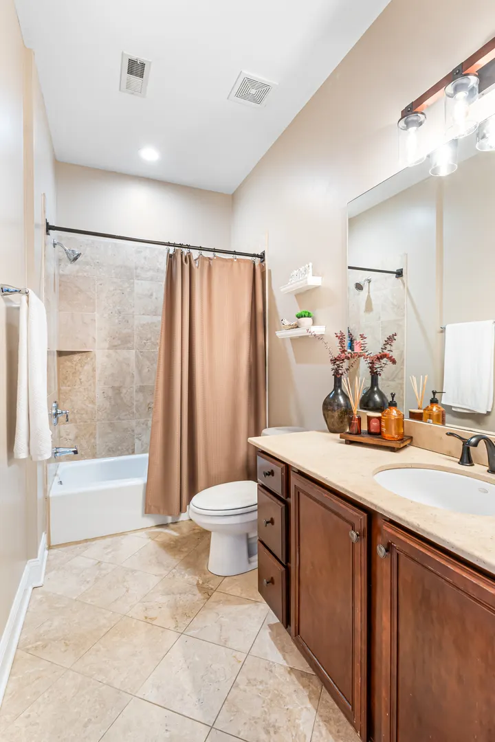 2248 W FOSTER Avenue IL #3