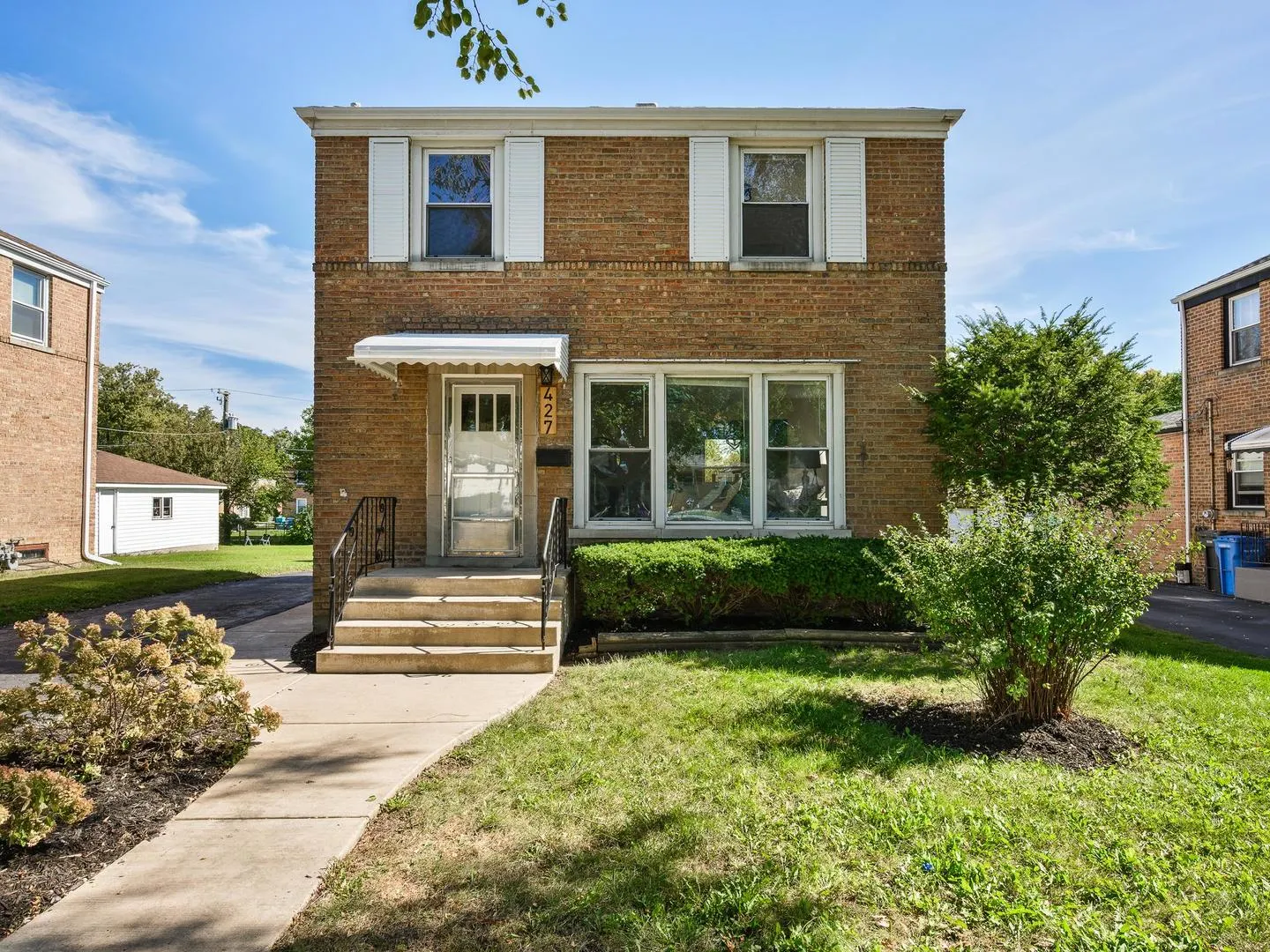 427 E End Avenue IL