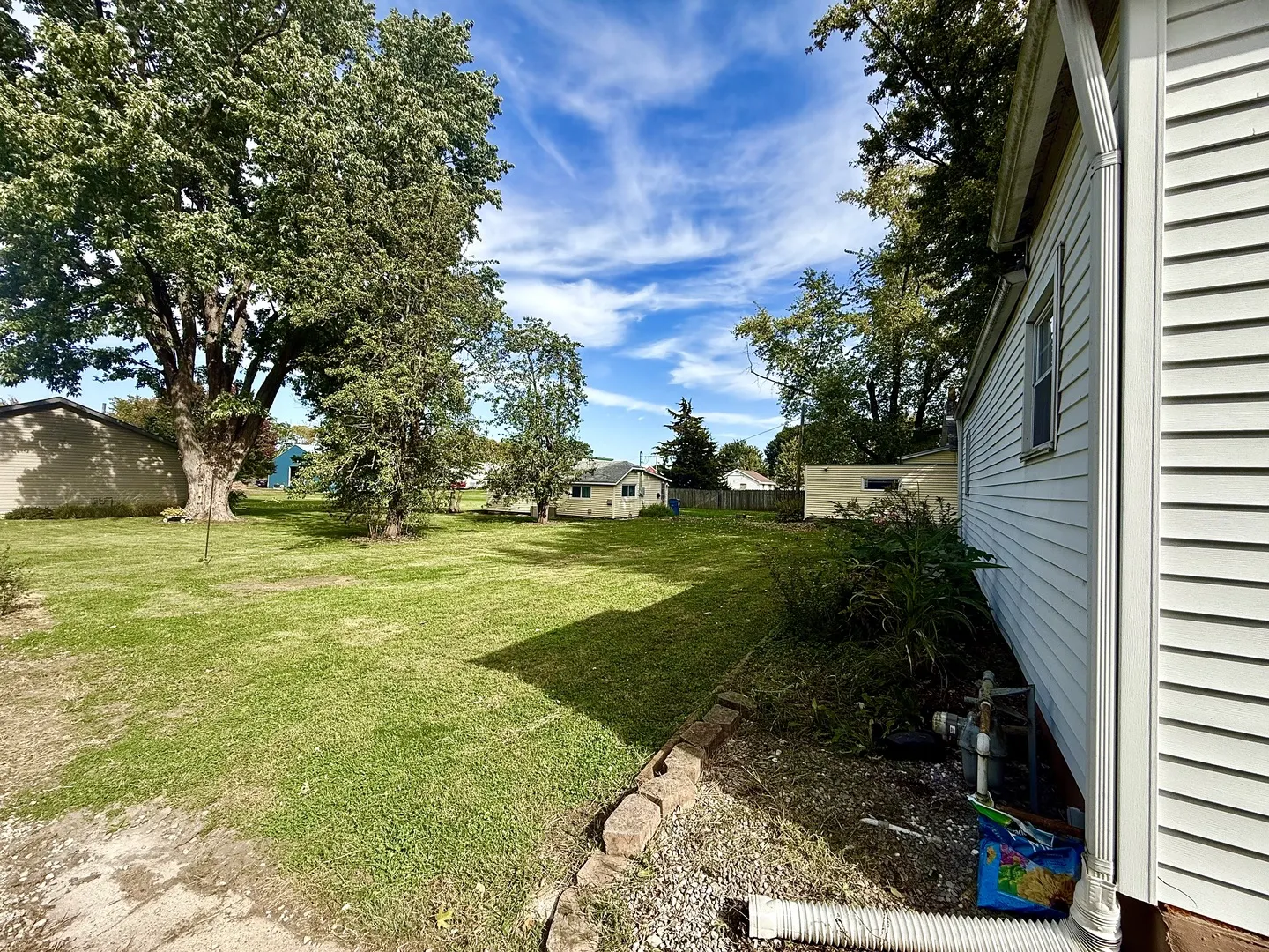 329 W Marquette Street IL