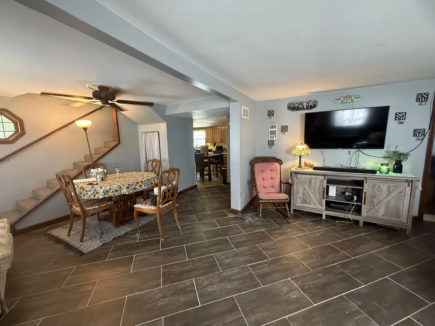 329 W Marquette Street IL