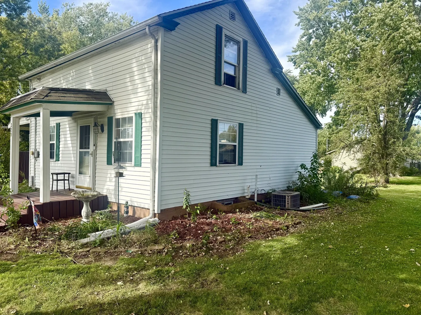 329 W Marquette Street IL