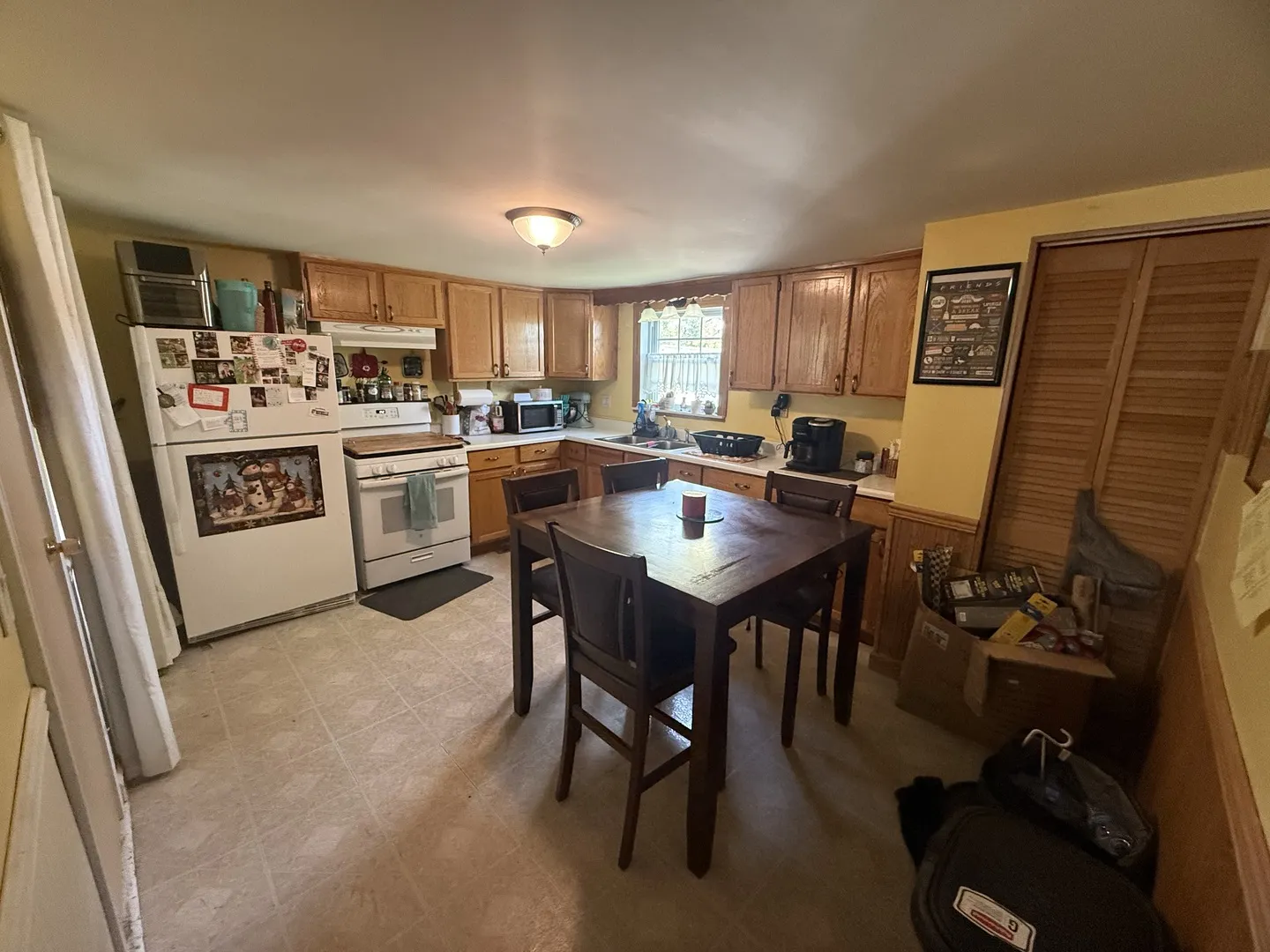 329 W Marquette Street IL