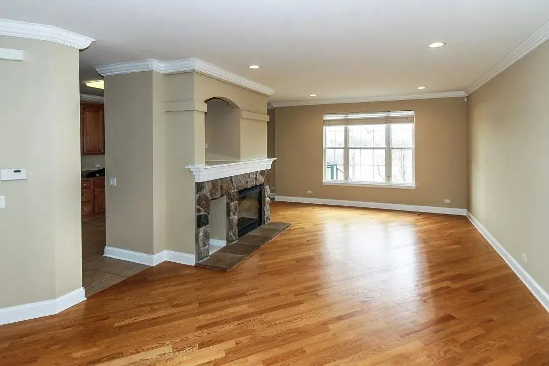 449 Bay Tree Circle IL