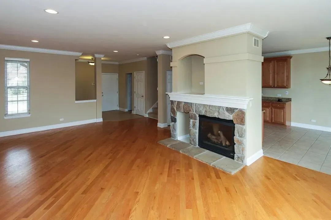 449 Bay Tree Circle IL