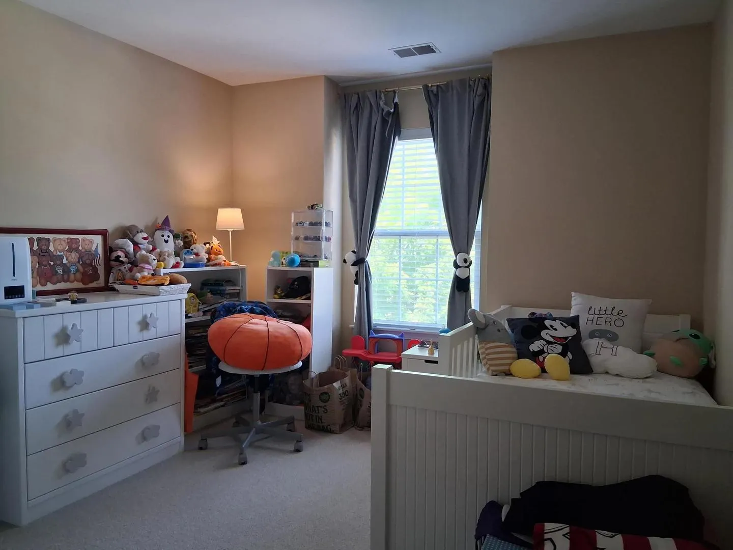 449 Bay Tree Circle IL