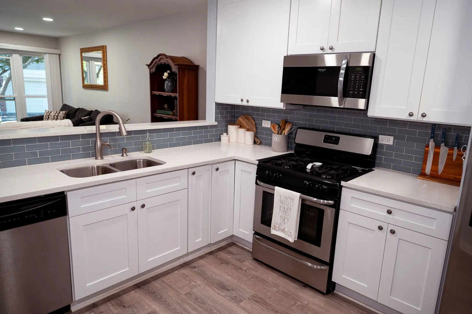 2010 N Stillwater Road IL