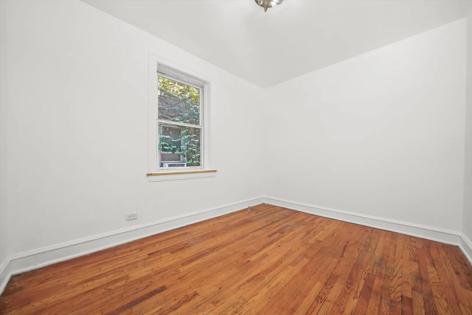 2726 N Harding Avenue IL #1