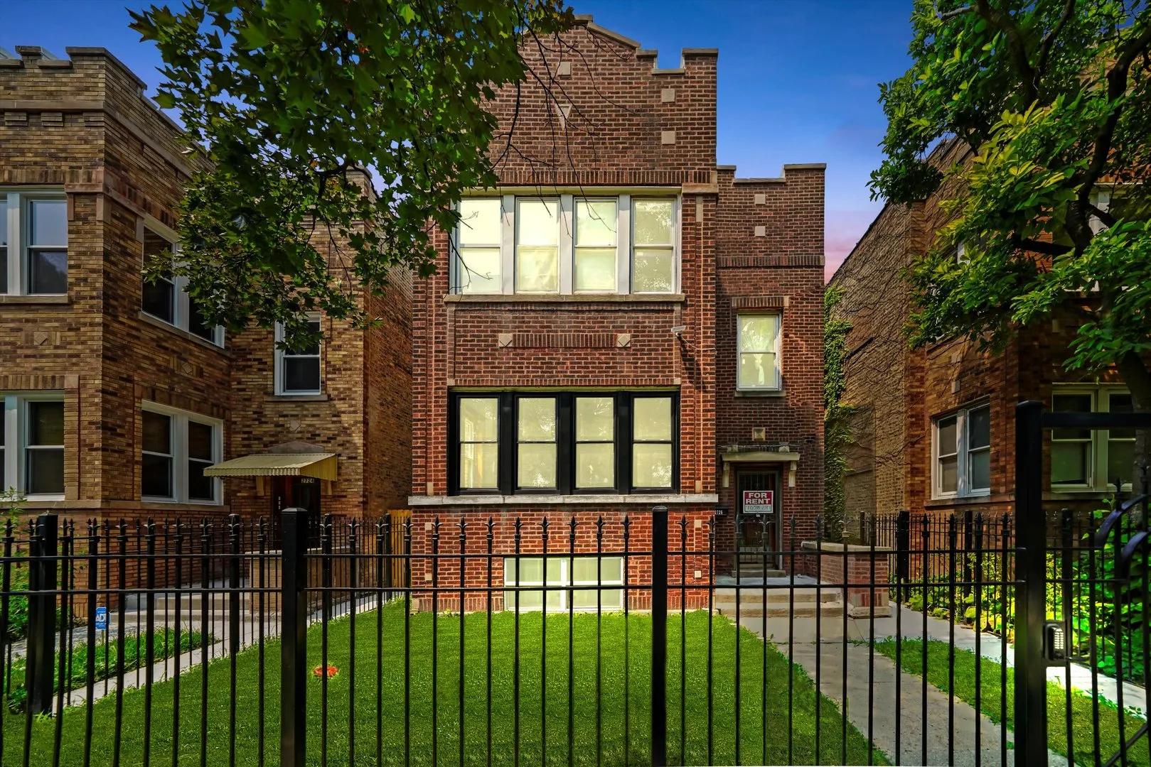 2726 N Harding Avenue IL #1