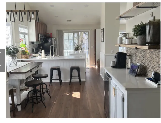 418 Hill Court IL #418