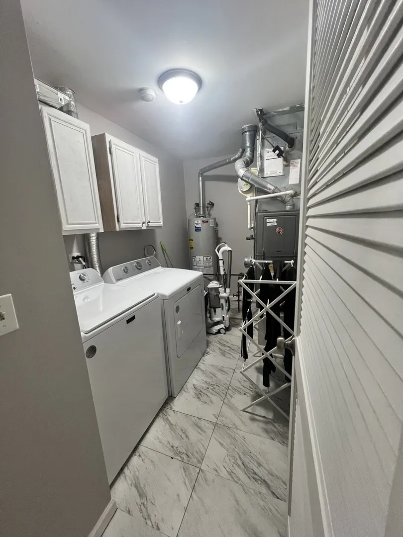 418 Hill Court IL #418
