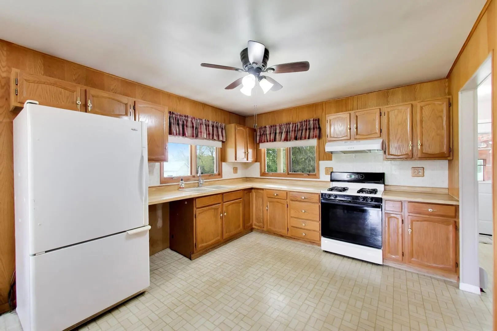 15N573 Mccornack Road IL