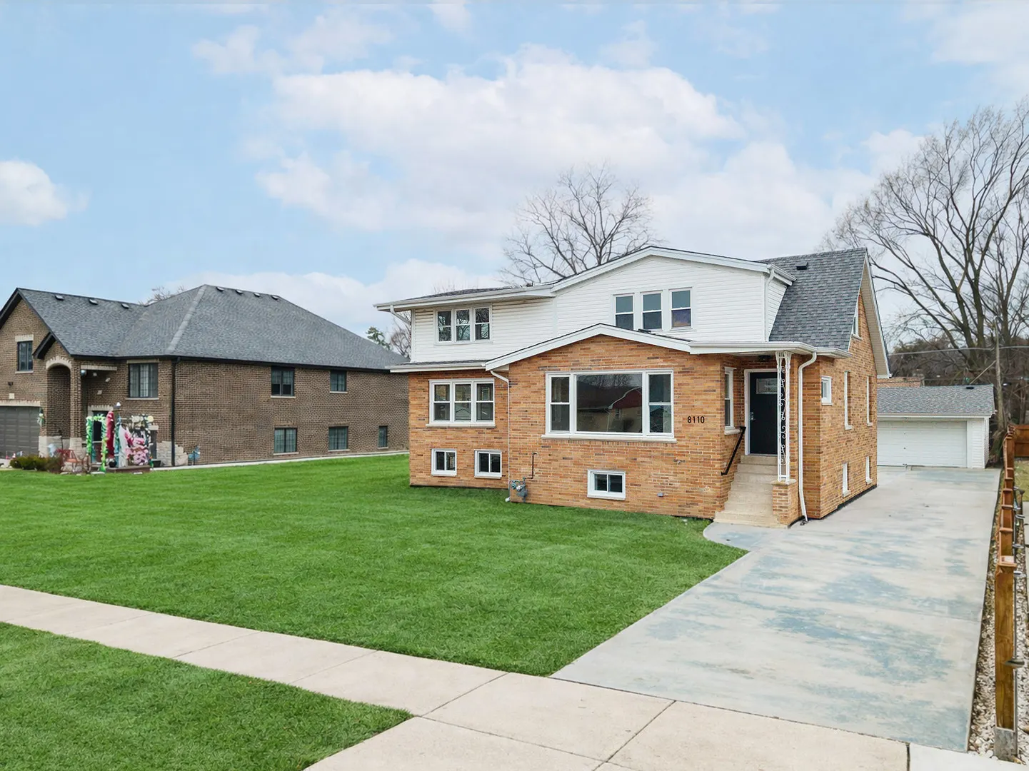 8110 Lockwood Avenue IL
