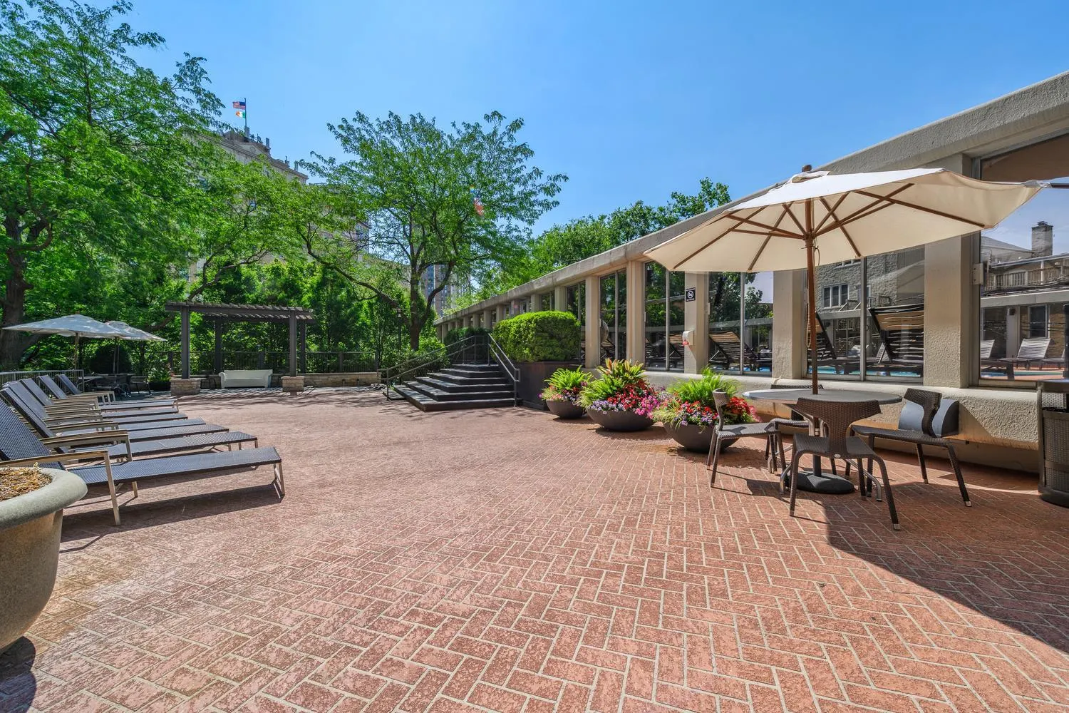 1960 N Lincoln Park West Avenue IL #506