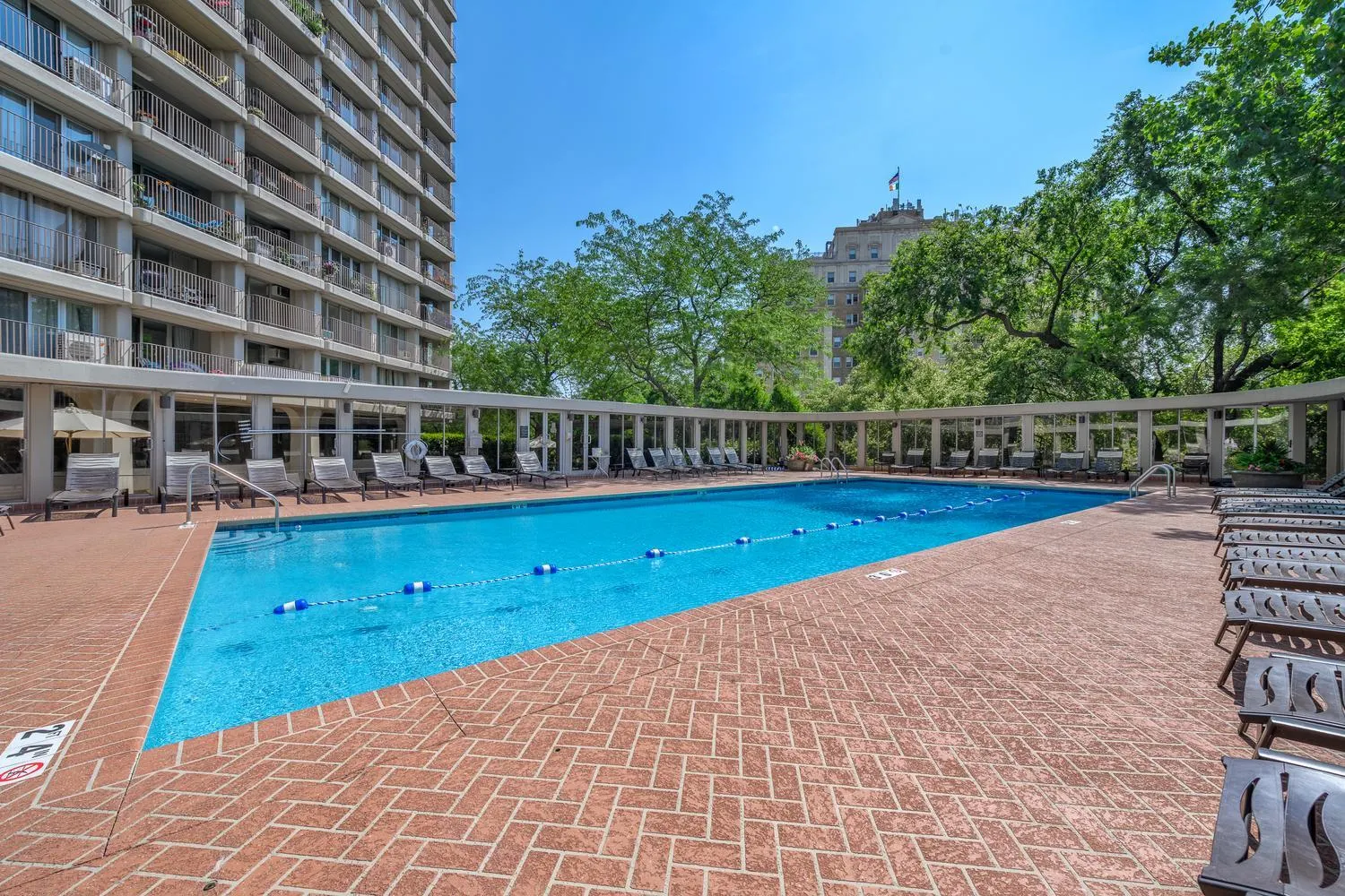1960 N Lincoln Park West Avenue IL #506