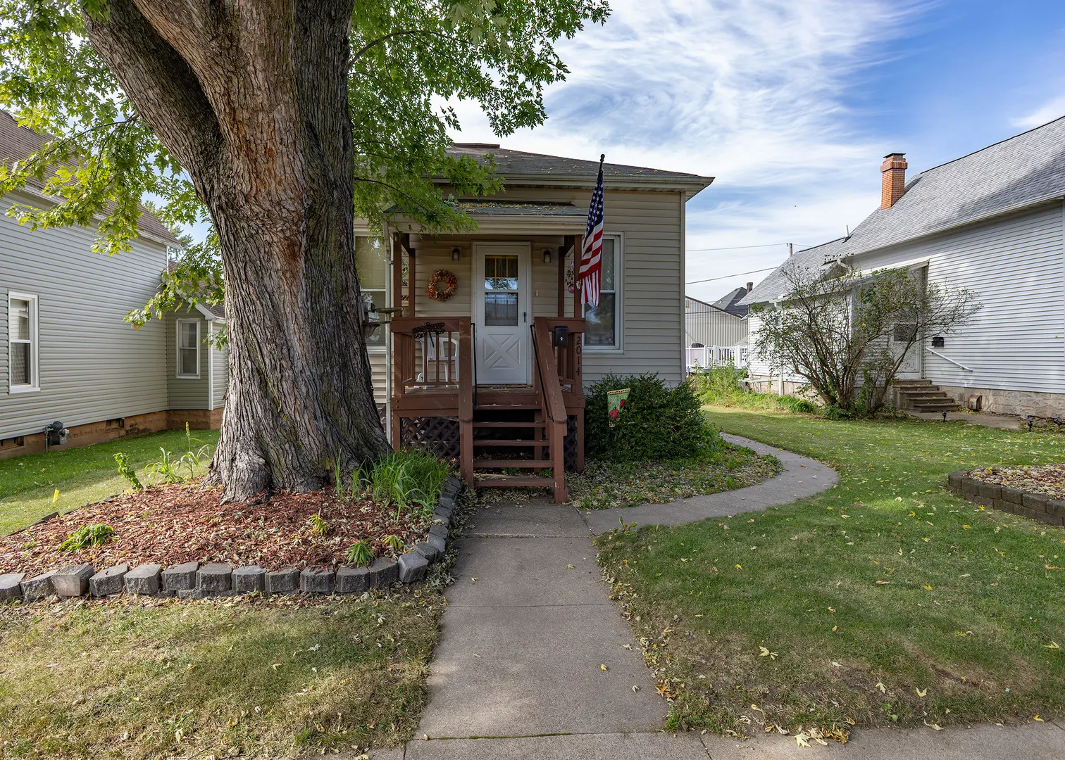 2014 Roosevelt Street IA