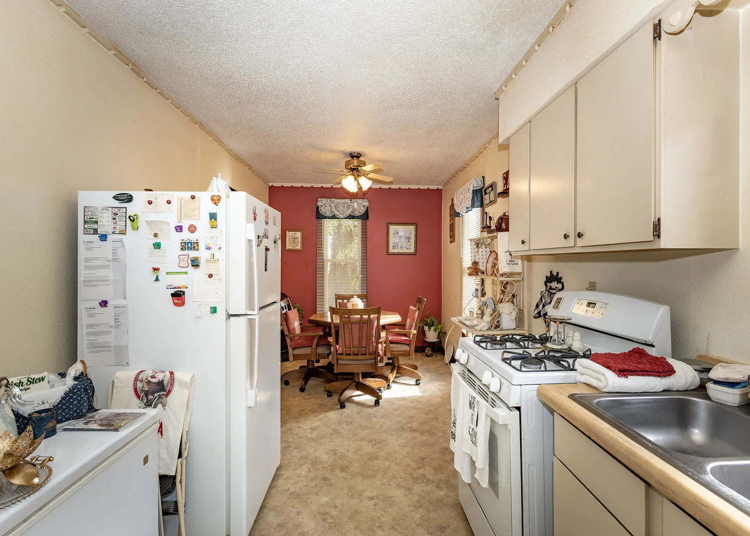2014 Roosevelt Street IA