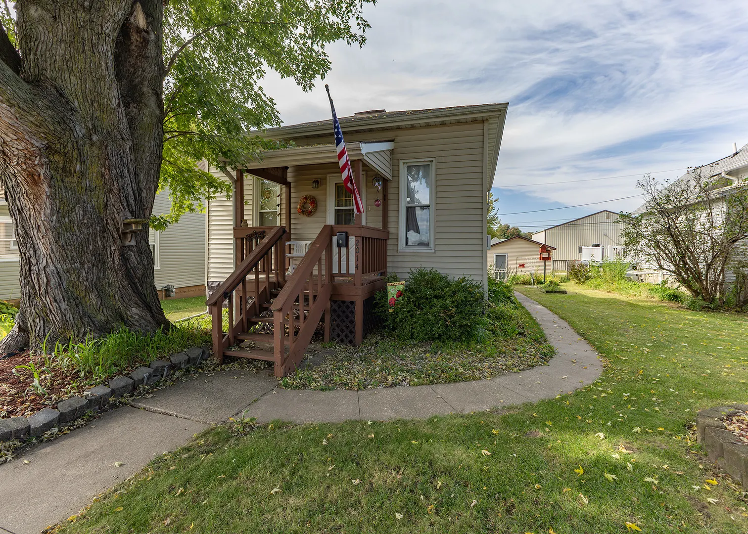 2014 Roosevelt Street IA